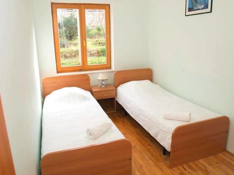 Hotel Santic Postira Zewnętrze zdjęcie